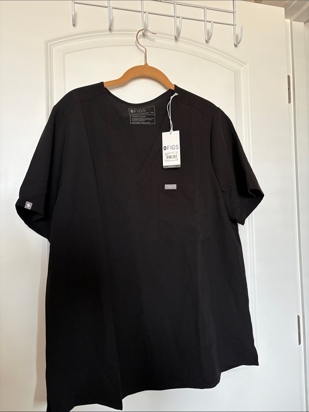 Catarina figs top black NWT XXL